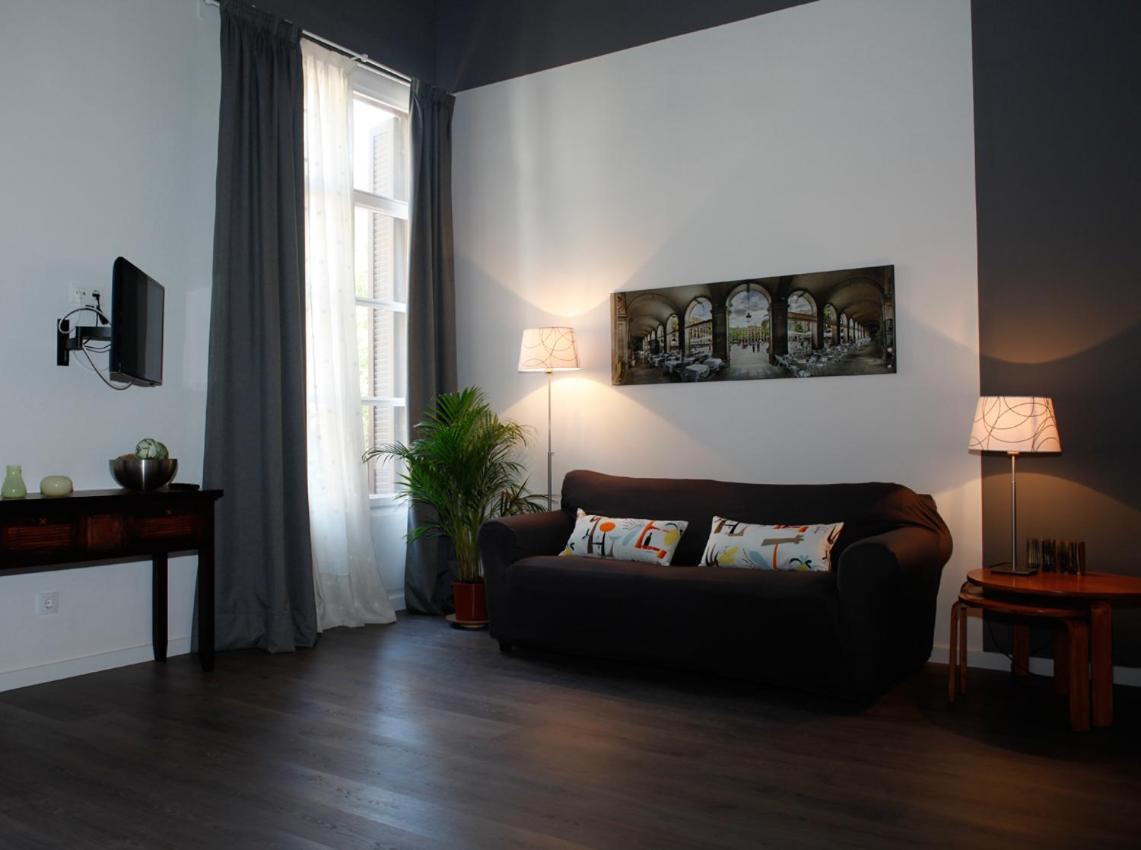 Colom Apartments Барселона Экстерьер фото